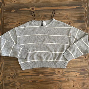 Divided Womens H&M Striped Cropped Sweater Size S Gray